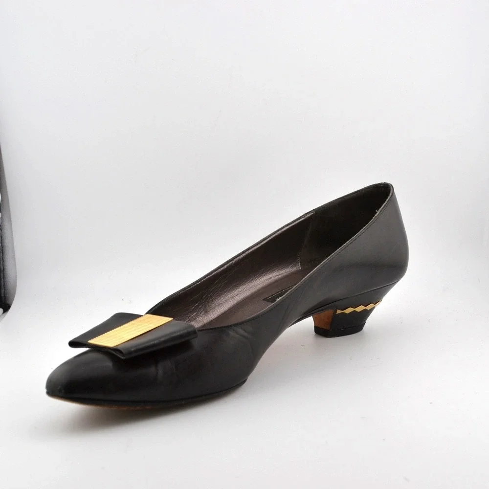 Roberto Capucci Kitten Heels Womens Black Excellent‎ Gold Trim Bow Pumps Womens